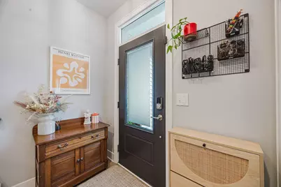 1231 Cromartie Lane #Y, Columbus, OH 43201 - Photo 3