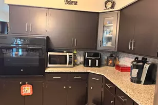 3715 Montclair Dr, Columbus, OH 43219 - Photo 5