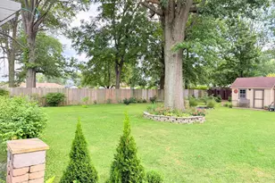 3715 Montclair Dr, Columbus, OH 43219 - Photo 25
