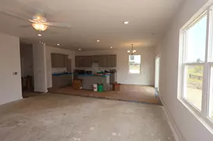 1023 Dawsons Dr, Hebron, OH 43025 - Photo 9
