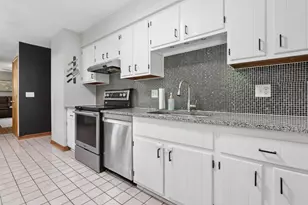 5748 N Meadows Blvd, Columbus, OH 43229 - Photo 11