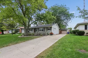 5748 N Meadows Blvd, Columbus, OH 43229 - Photo 3