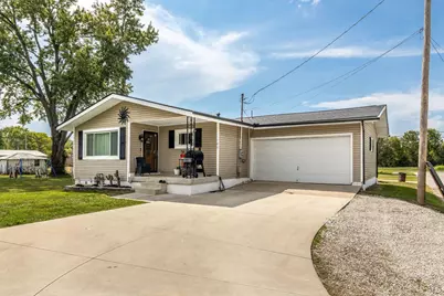 107 Jefferson Avenue, Ashville, OH 43103 - Photo 1