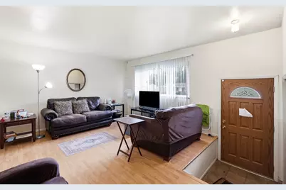 2110 Wadsworth Drive, Columbus, OH 43232 - Photo 5
