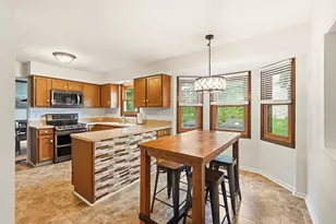 1036 Bryan Dr, Westerville, OH 43081 - Photo 5