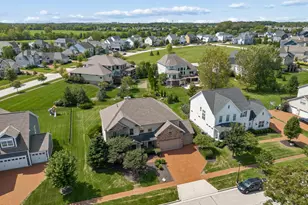 4558 Hirth Hill Rd E, Grove City, OH 43123 - Photo 5