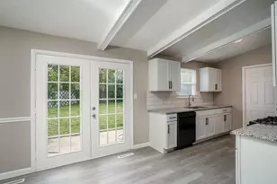 3461 Dillward Dr, Columbus, OH 43219 - Photo 7