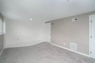 3461 Dillward Dr, Columbus, OH 43219 - Photo 19