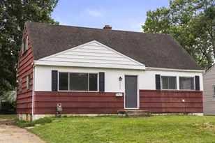 3373 Roswell Dr, Columbus, OH 43227 - Photo 1