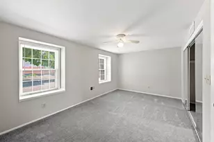 5538 Brackenridge Ave, Columbus, OH 43228 - Photo 15