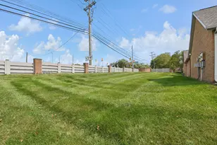 5350 Pond View Dr, Westerville, OH 43081 - Photo 25