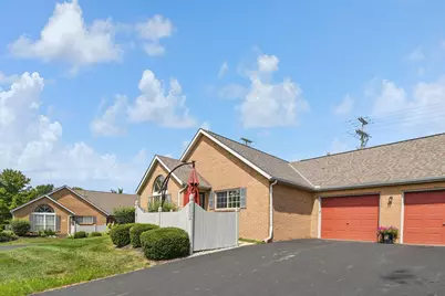 5350 Pond View Drive, Westerville, OH 43081 - Photo 3