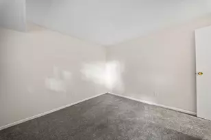 5155 Lindora Dr, Columbus, OH 43232 - Photo 35