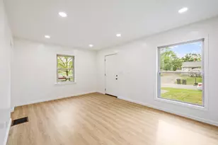 2582 Atwood Terrace, Columbus, OH 43211 - Photo 5