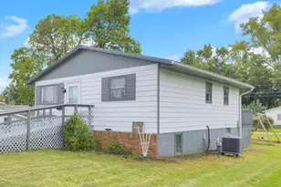 1116 E Chestnut St, Lancaster, OH 43130 - Photo 3