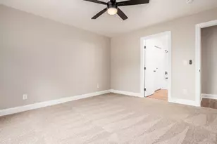 823 Race St, Zanesville, OH 43701 - Photo 15