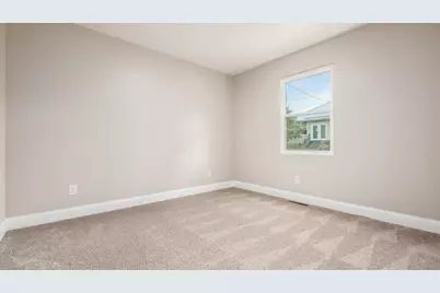 823 Race Street, Zanesville, OH 43701 - Photo 23