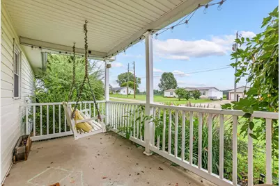 89 Beard Street, Frazeysburg, OH 43822 - Photo 3