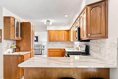 261 Brookhaven Drive E, Columbus, OH 43230 - Photo 13