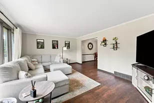 6376 Peach Tree Rd, Columbus, OH 43213 - Photo 1