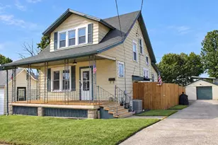 821 Caldwell St, Zanesville, OH 43701 - Photo 1