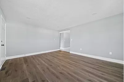 1885 Case Road, Columbus, OH 43224 - Photo 9
