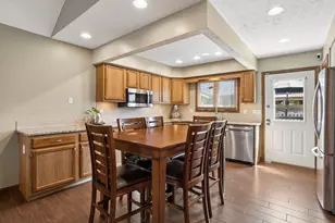 1402 Pegwood Dr, Columbus, OH 43229 - Photo 9