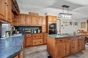 1442 Harlan Rd, Lucas, OH 44843 - Photo 3