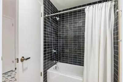 2802 Churchill Drive #33, Columbus, OH 43221 - Photo 11
