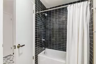 2802 Churchill Dr, Columbus, OH 43221 - Photo 11