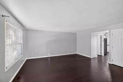 1825 Brandigen Lane, Columbus, OH 43228 - Photo 17