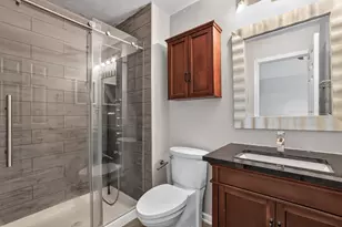 1825 Brandigen Ln, Columbus, OH 43228 - Photo 9