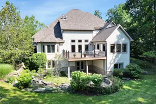 1551 Riverwood Ln, Powell, OH 43065 - Photo 1