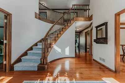 8222 Sanctuary Drive, Columbus, OH 43235 - Photo 7
