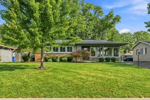 1950 Langham Rd, Upper Arlington, OH 43221 - Photo 1