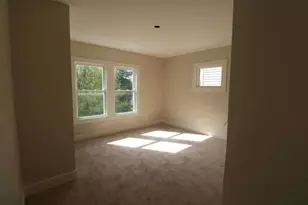 1074 E 15th Ave, Columbus, OH 43211 - Photo 9