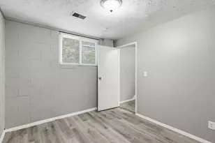 3313 Robin Hill Ct E, Columbus, OH 43223 - Photo 35