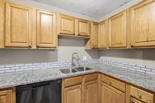 4302 Sibley Ave, Columbus, OH 43227 - Photo 15