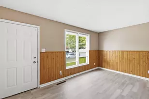 4302 Sibley Ave, Columbus, OH 43227 - Photo 7