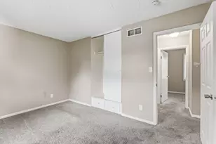 4302 Sibley Ave, Columbus, OH 43227 - Photo 23