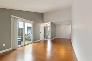1085 N Merrimar Circle, Columbus, OH 43220 - Photo 5