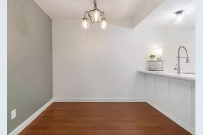 1085 N Merrimar Circle #E, Columbus, OH 43220 - Photo 9