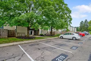 1085 N Merrimar Circle, Columbus, OH 43220 - Photo 29
