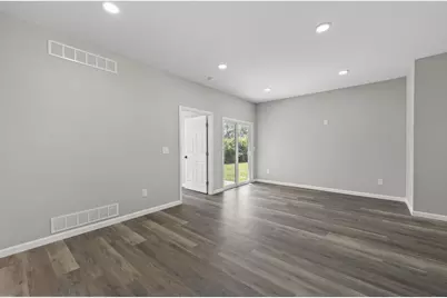 1563 Metcalfe Avenue, Obetz, OH 43207 - Photo 21