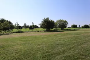 1606 Old Chillicothe Rd SE, Washington Court House, OH 43160 - Photo 17