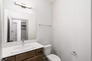 858 E Starr Ave, Columbus, OH 43201 - Photo 19