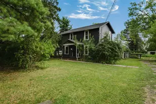 957 Country Club Rd, Whitehall, OH 43213 - Photo 1