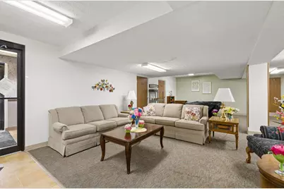 5885 Beechcroft Road #302, Columbus, OH 43229 - Photo 25