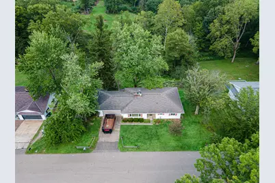 756 Ridgewood Drive, Coshocton, OH 43812 - Photo 3