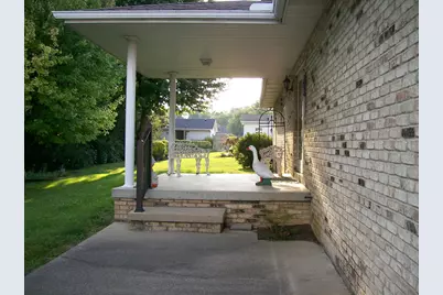 371 Lawnwood Drive, Circleville, OH 43113 - Photo 9